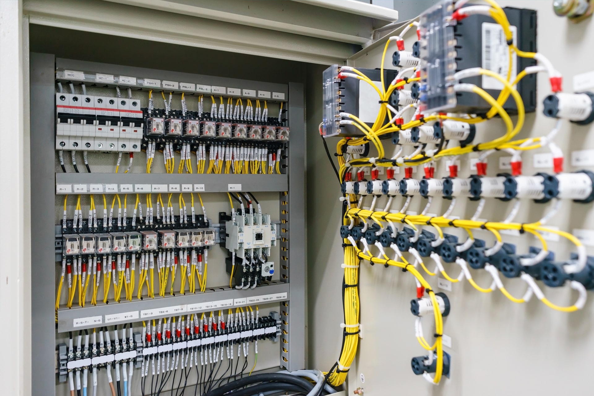 Electric installation work-min