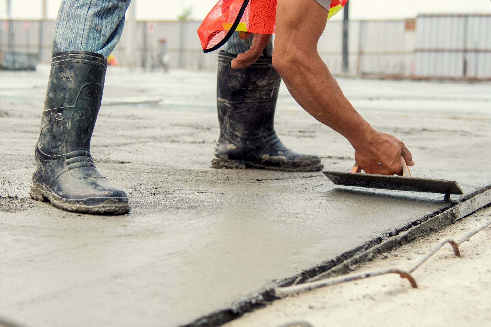 Floor screed-min