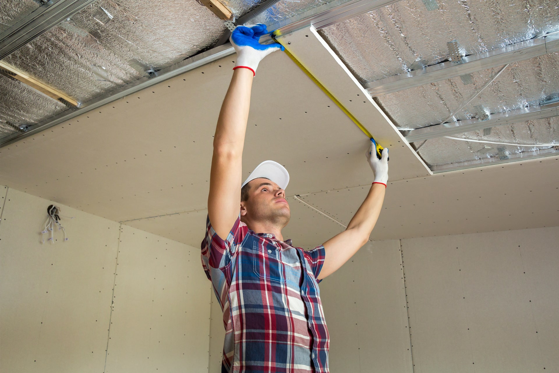 Installation of drywall-min