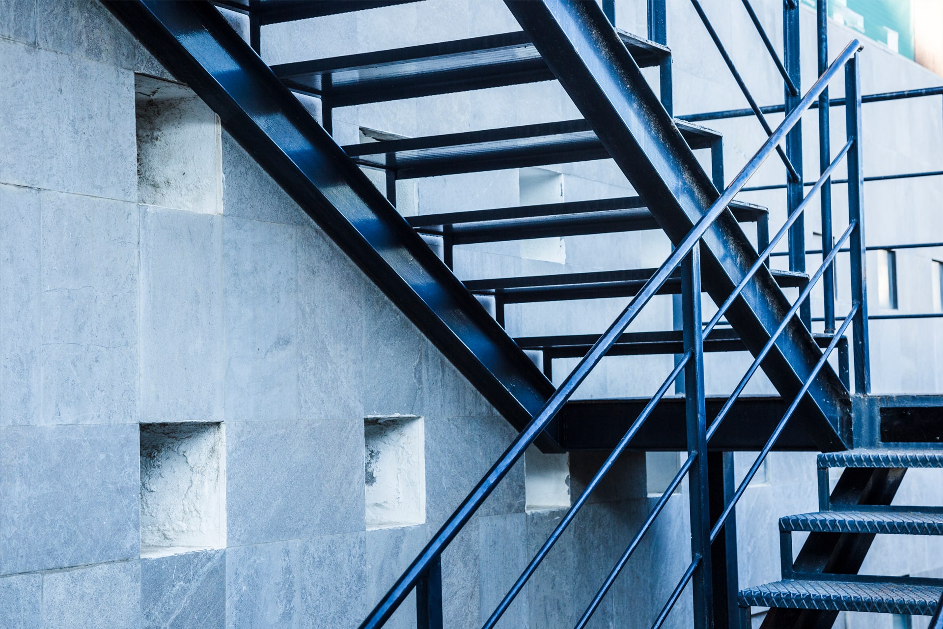 Production and installation of stairs-min